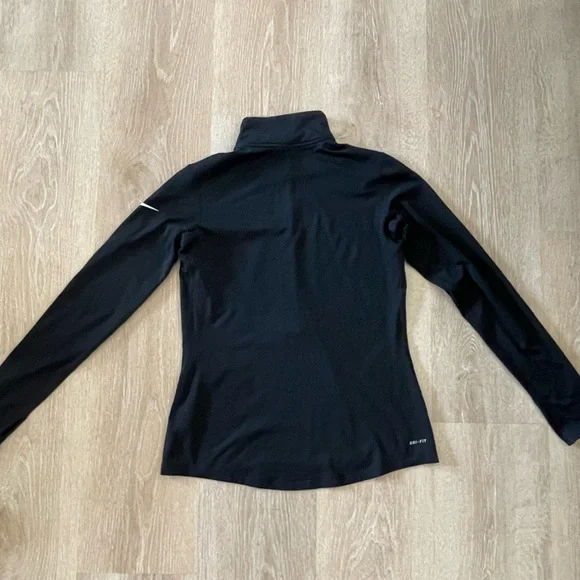 Nike Dri-Fit Quarter Zip - Picture 6 of 8